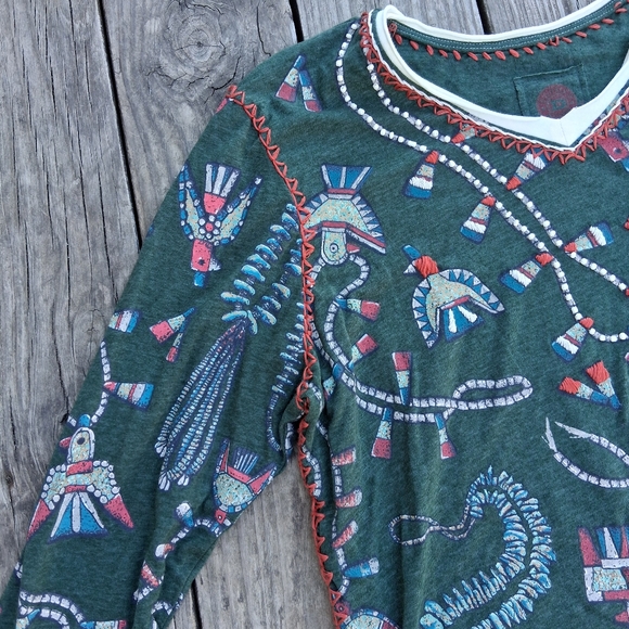 Double D Ranch Bird Top - Picture 6 of 7